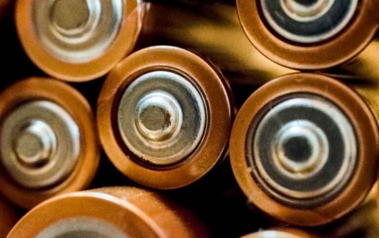 Waarom is er steeds meer vraag naar een thuisbatterij?
