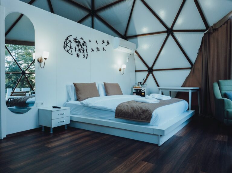 Waar moet je op letten bij het boeken van kindvriendelijke vakantiehuisjes?